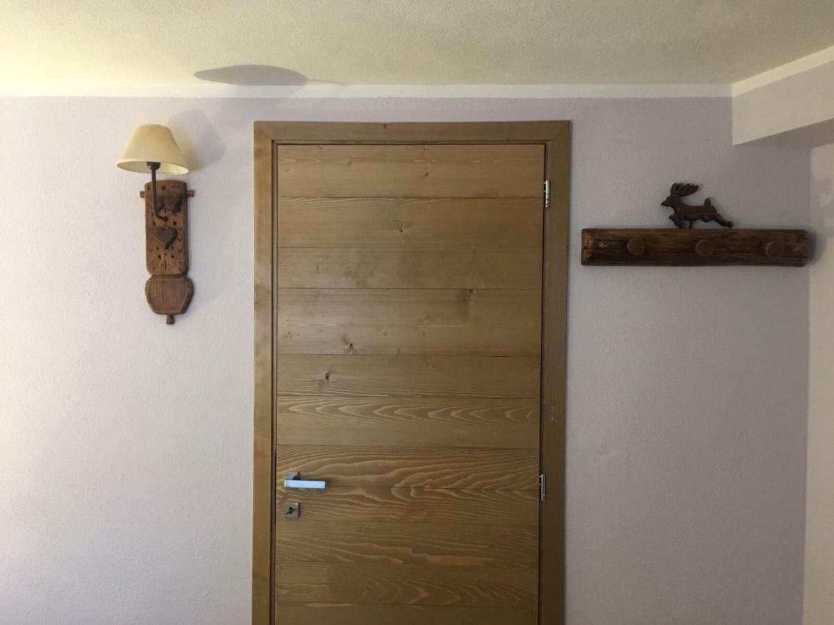 Appartamenti Genevris Oulx Exteriör bild